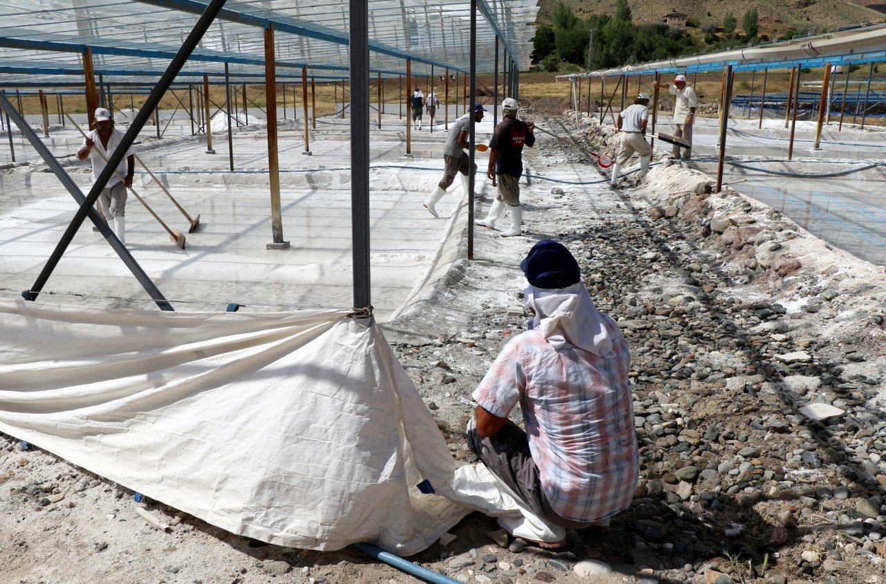 3 bin yıldır su ekip tuz üretiyorlar (2)_1280x844