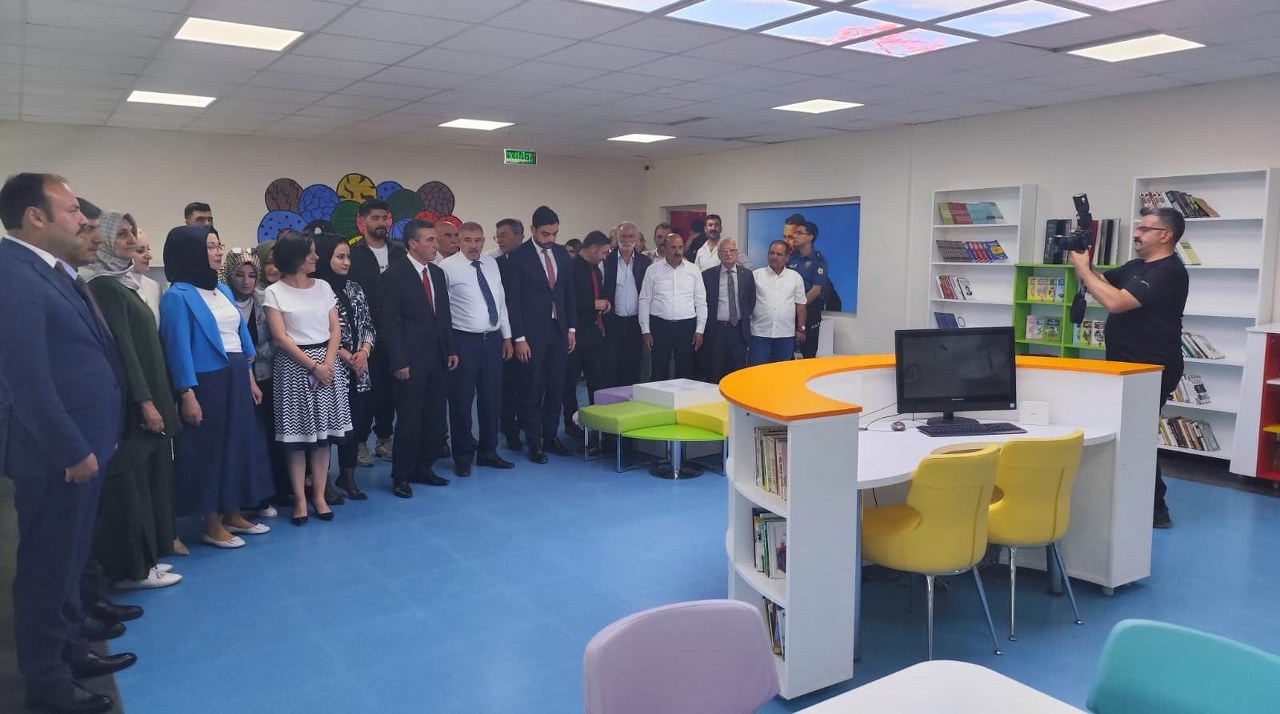 A Ç I L I Ş22 1280X714