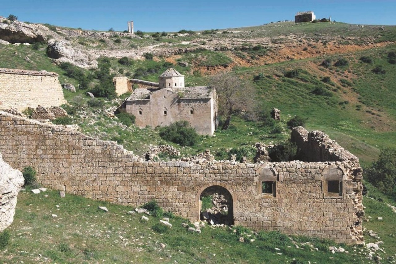 abrenk kilisesi_1280x853