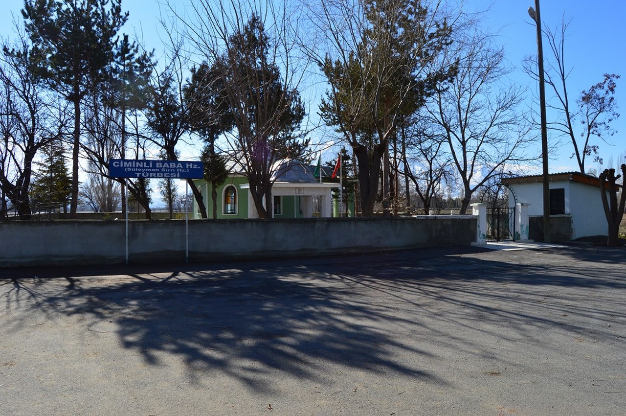 Ciminli Baba Türbesi 1280X850