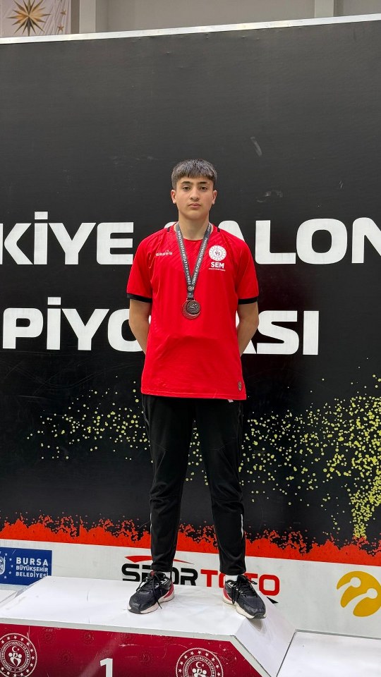 Erzincalı Sporcular Madalya Ile Döndü (2) 540X960