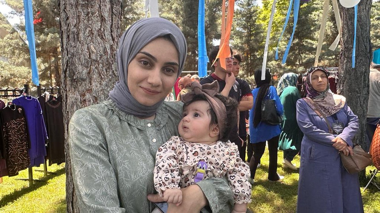 Nilperi bebek - annesi - kermes _1280x720