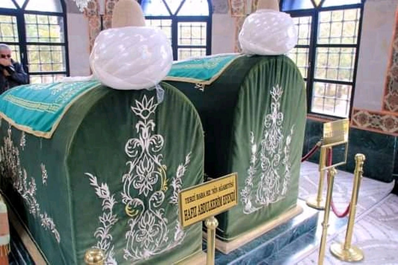 türbenin içi_1280x854