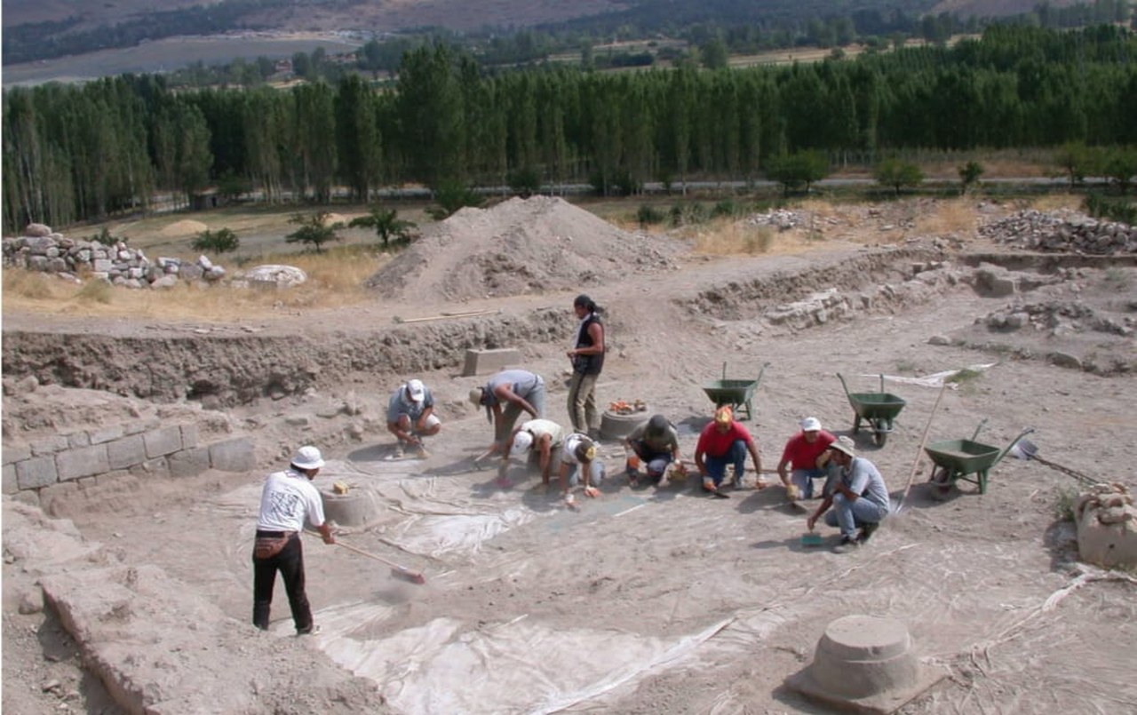 ÜZÜMLÜ (1)_1280x805