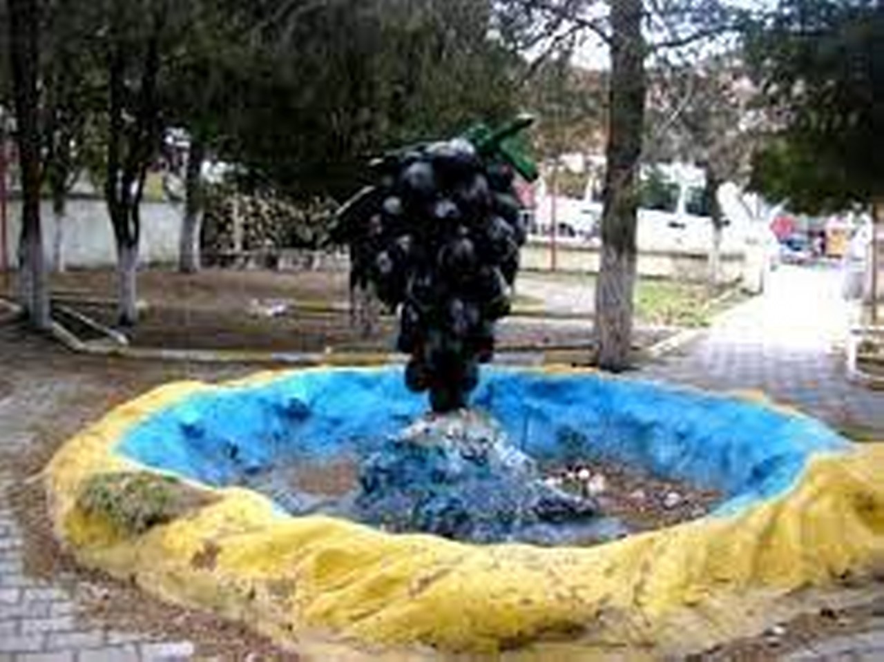 ÜZÜMLÜ (1)_1280x959